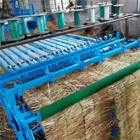 养殖场保温草帘机 稻草秸秆编制帘机 电动农用苇草帘机